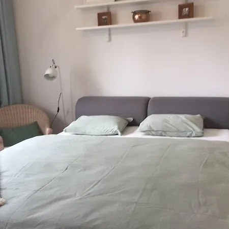 A Cosy In The Centre Apartment